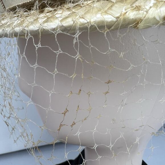 Vintage 1950s Birdcage Veil Cocktail Hat Jackie O Champagne Straw main image 6